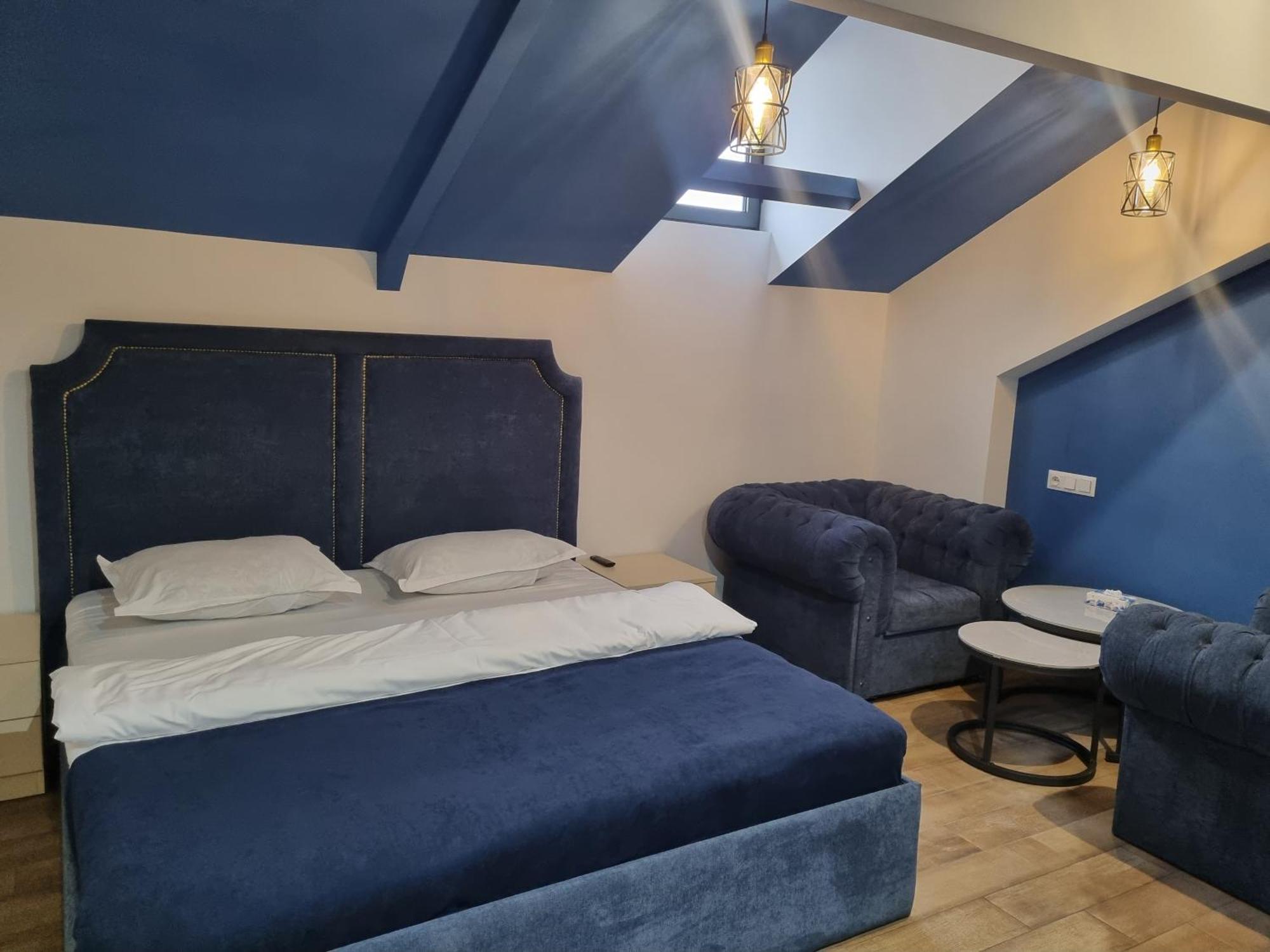 Day Inn Hotel Jerevan Buitenkant foto